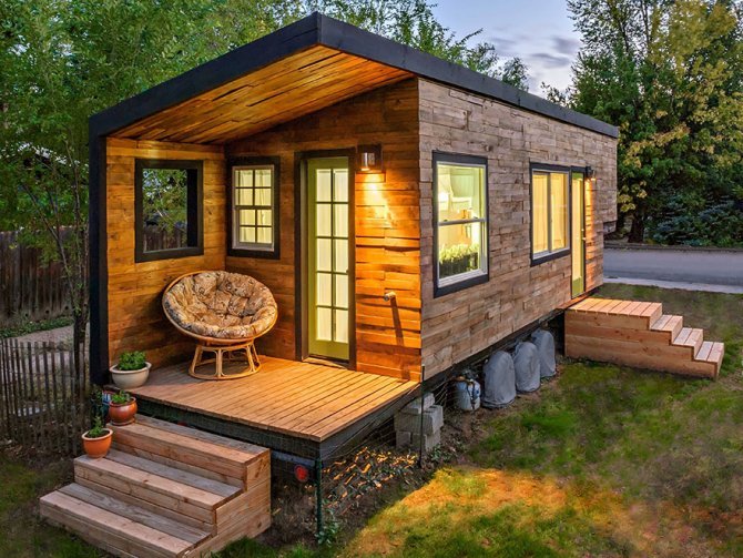 Una piccola casa in legno a Boise, Idaho