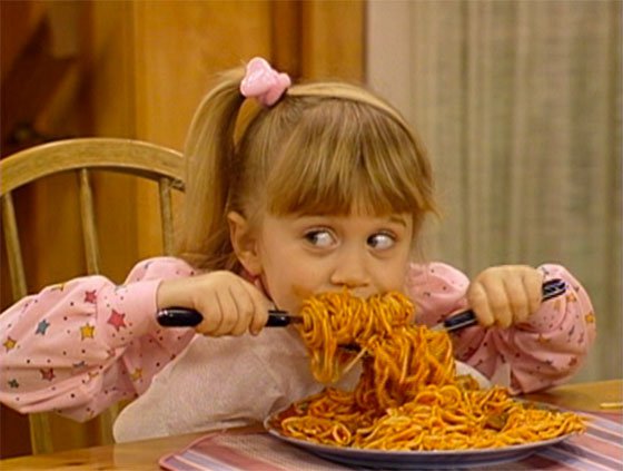 full-house-michelle-tanner-eating-pasta